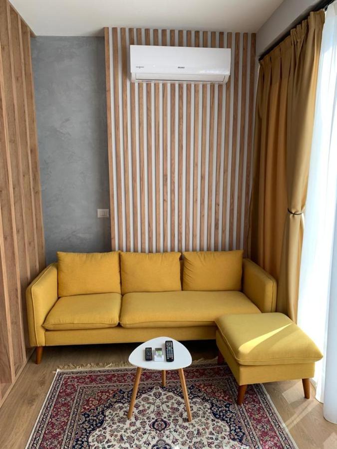Ema'S Apartment Shkoder Bagian luar foto