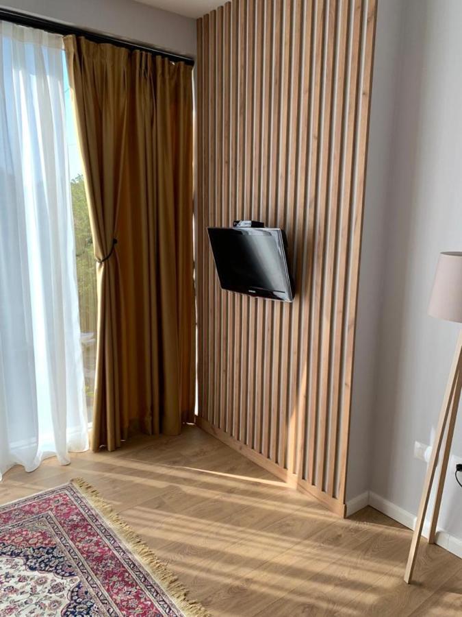 Ema'S Apartment Shkoder Bagian luar foto